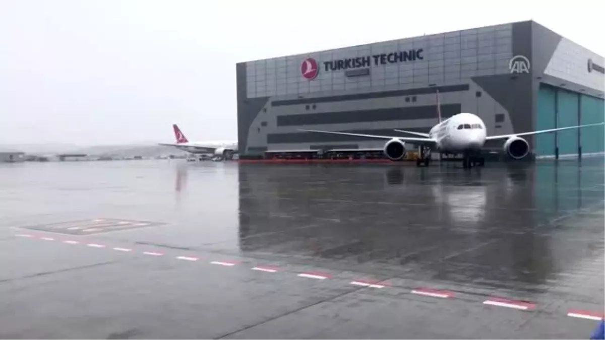 THY'nin ikinci 'rüya uçağı' geldi