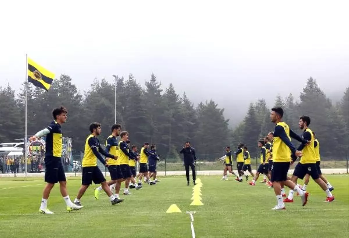 Fenerbahçe'de hazırlıklar sürüyor