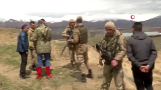 Kaybolduktan 20 gün sonra cansız bedeni bulunan küçük Furkan'ın babası 76 gün sonra tahliye edildi Kaybolduktan 20 gün sonra cansız bedeni bulunan küçük Furkan'ın babası 76 gün sonra tahliye edildi