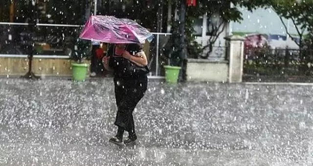 Meteoroloji'den 3 ile sağanak ve dolu uyarısı