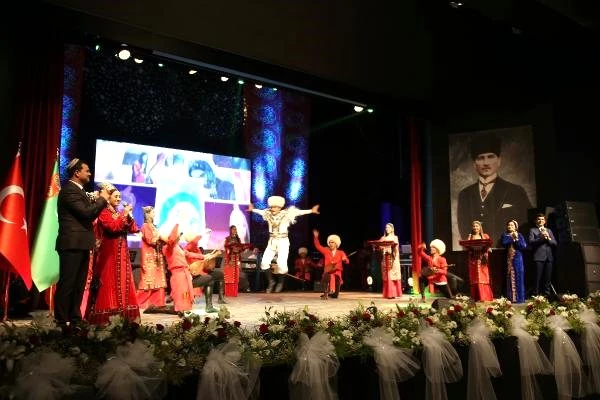 Sivas ta  Türkmenistan Kültür Günleri Konseri  düzenlendi