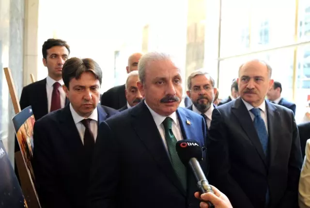 TBMM Başkanı Şentop, İhlas Haber Ajansı'nın 15 Temmuz Sergisi'ni gezdi