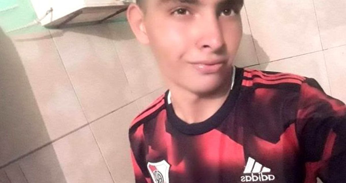 17 yaşındaki kaleci penaltıya sevinirken hayatını kaybetti!