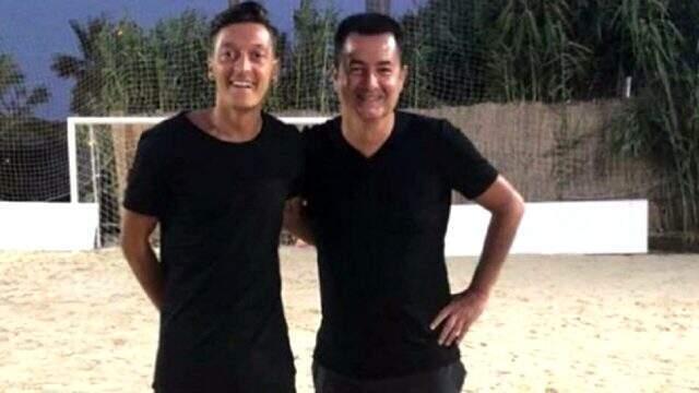 Acun Ilıcalı: Fenerbahçe şu şartlarda Mesut Özil'i transer edemez