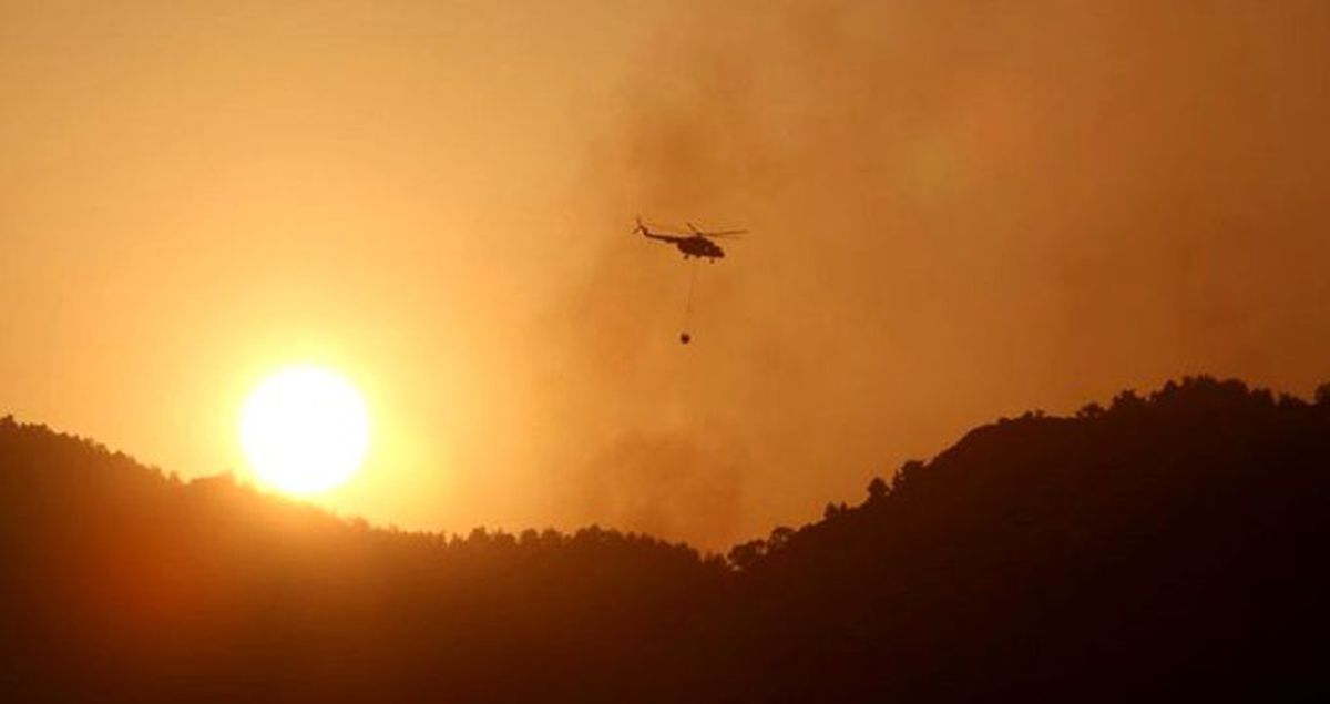 Dalaman'da başladı, Fethiye'ye sıçradı! Yangına havadan müdahale ediliyor
