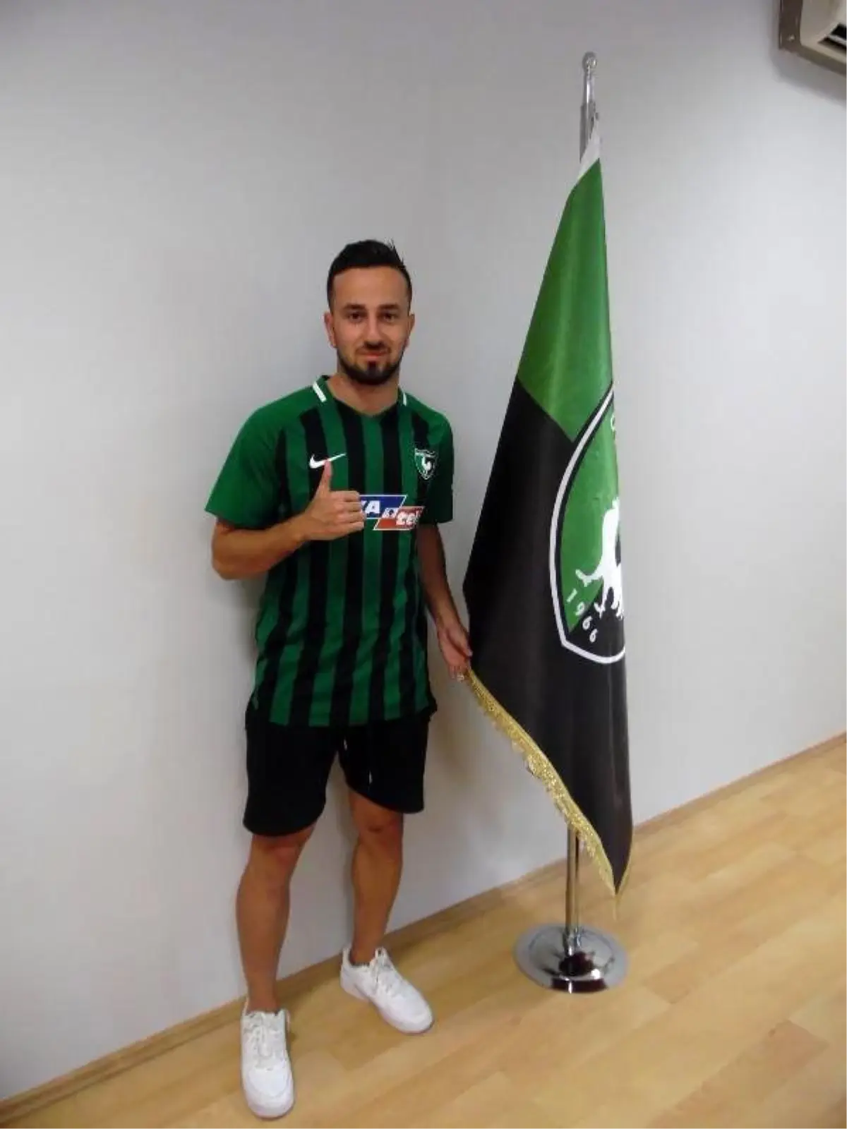 Denizlispor'da Sedat'tan imza