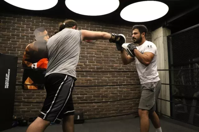 Boks Ve Kick Boks Ogrenmek Isterken Bir Omur Sakat Kalmayin