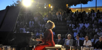 Gümüşlük'ün festivali Zefirya'da Gülsin Onay konseriyle başladı