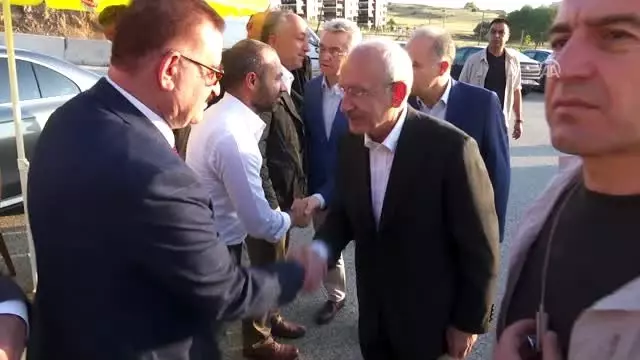 Kılıçdaroğlu'ndan Fırat'ın ailesine taziye ziyareti