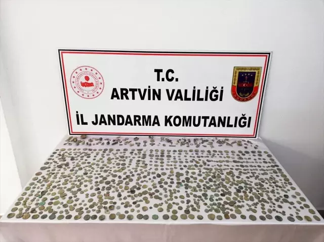 Makarna kolisinde tarihi eser kaçakçılığı