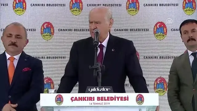 Bahçeli: 'Belediyecilik gönül ve aşk işidir' Bahçeli: 'Belediyecilik gönül ve aşk işidir'