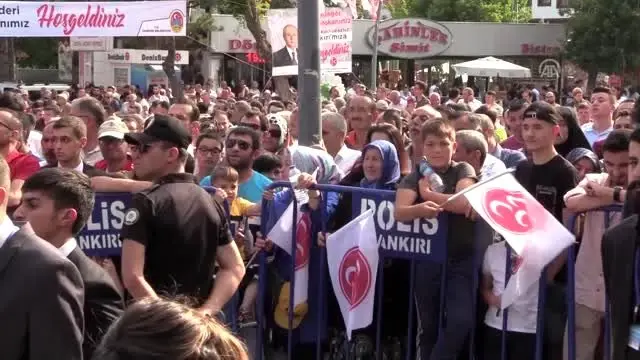 Bahçeli: 'Hakurk, Kandil ve çevresinin tepeden tırnağa temizliği artık beka meselesidir' Bahçeli: 'Hakurk, Kandil ve çevresinin tepeden tırnağa temizliği artık beka meselesidir'