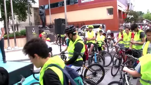 Beykoz'da Pazar günleri yollar bisikletlilerin Beykoz'da Pazar günleri yollar bisikletlilerin