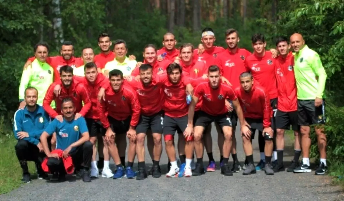 Eskişehirspor Polonya kampını noktaladı