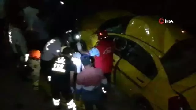 Kazada yaralanan küçük kızın 'baba' feryadı yürek dağladı Kazada yaralanan küçük kızın 'baba' feryadı yürek dağladı