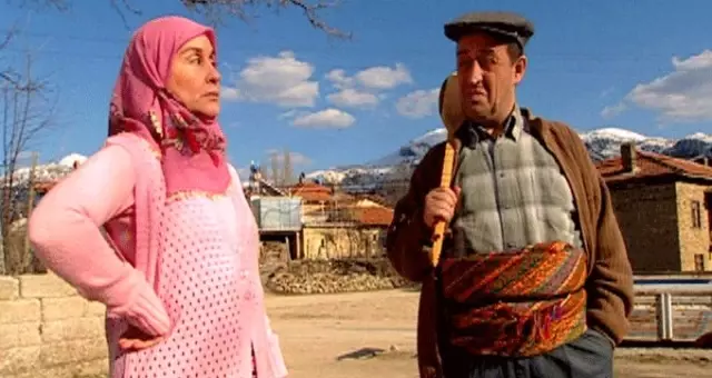 Ünlü oyuncu Parkan Özturan, hayatını kaybetti Ünlü oyuncu Parkan Özturan, hayatını kaybetti