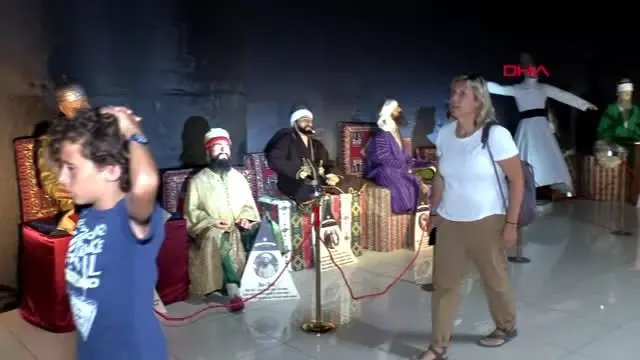 ANTALYA Mezarları açılan 'Timur' ve 'Korkunç İvan'ın balmumu heykeli yapıldı
