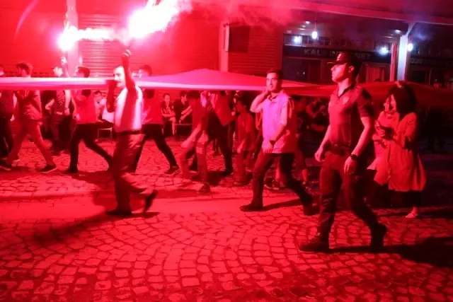 Bitlis'te '15 Temmuz Demokrasi ve Milli Birlik Günü' etkinliği Bitlis'te '15 Temmuz Demokrasi ve Milli Birlik Günü' etkinliği