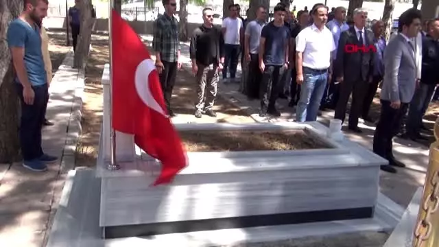 Bitlis'te 15 Temmuz şehitleri anıldı Bitlis'te 15 Temmuz şehitleri anıldı