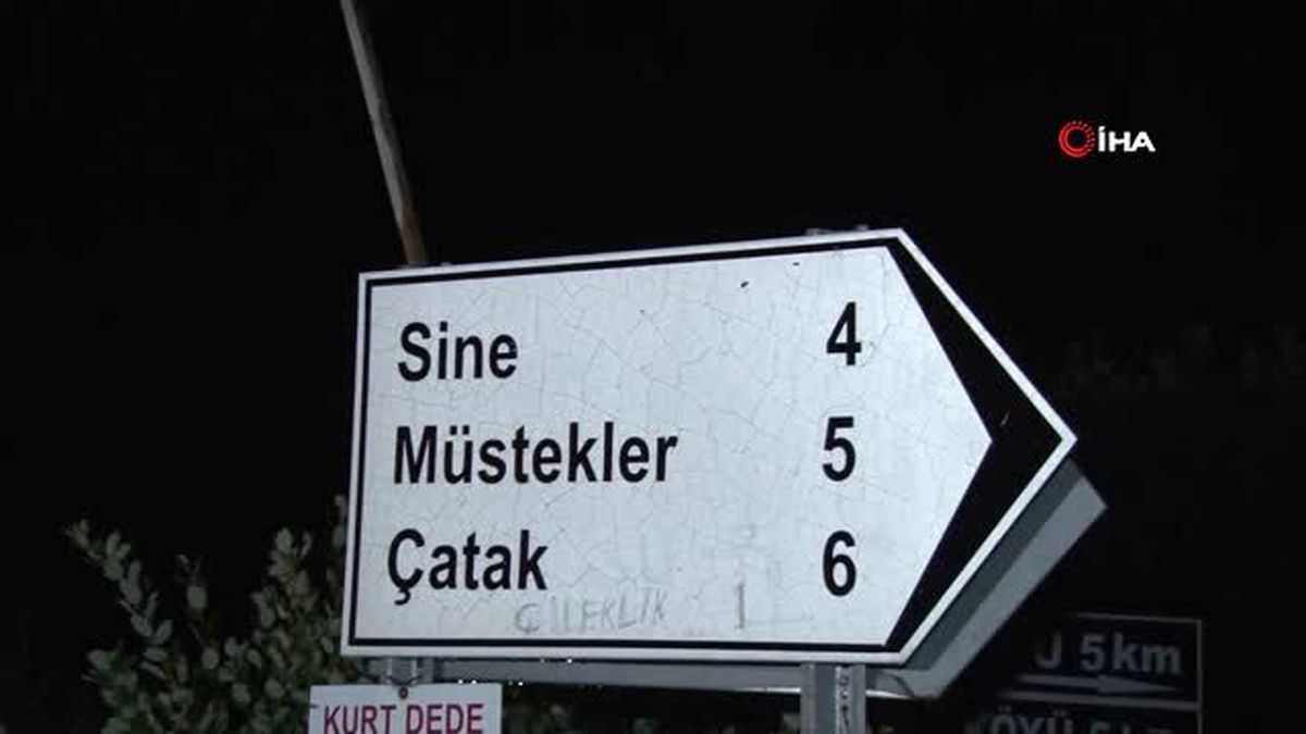 Kendisine baltayla saldıran baba ve oğlunu tüfekle öldürdü