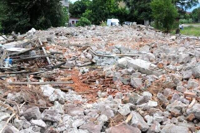 Kocaeli'de skandal olay! Tarihi binayı yerle bir ettiler