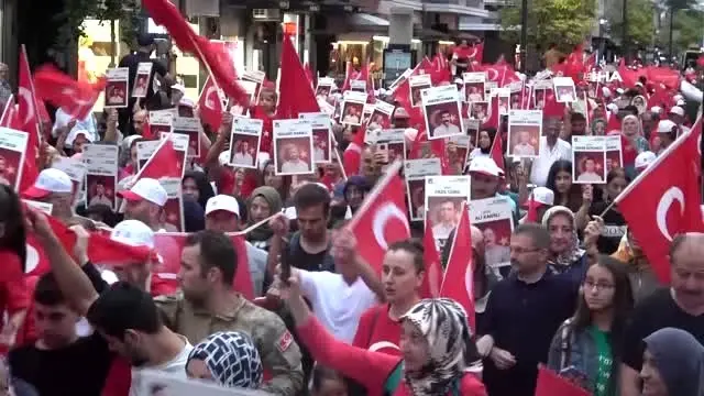 Samsun 15 Temmuz şehitleri için yürüdü Samsun 15 Temmuz şehitleri için yürüdü