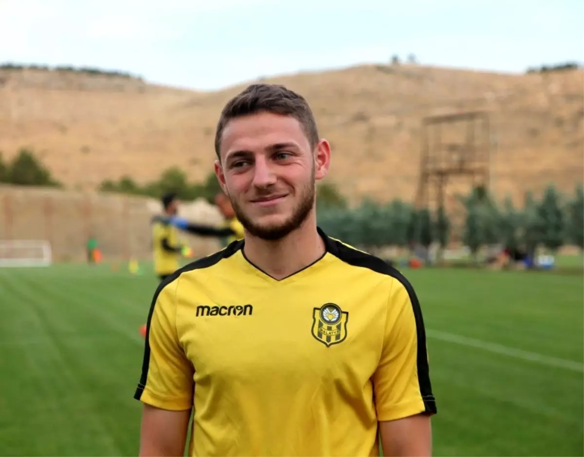 Yeni Malatyaspor, Mustafa Eskihellaç'ı Boluspor'a kiraladı