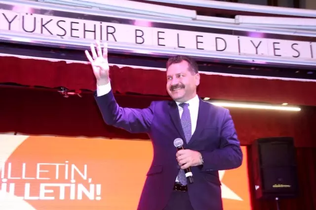 Balıkesir'de 15 Temmuz nöbetinde şehitler anıldı Balıkesir'de 15 Temmuz nöbetinde şehitler anıldı