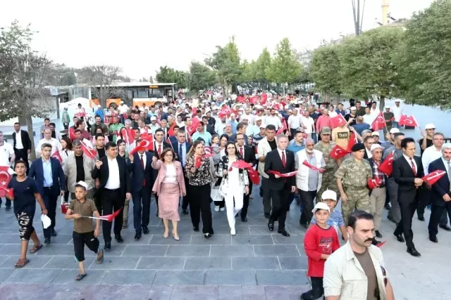 Gaziantep, 15 Temmuz gecesinde tek yürek oldu Gaziantep, 15 Temmuz gecesinde tek yürek oldu