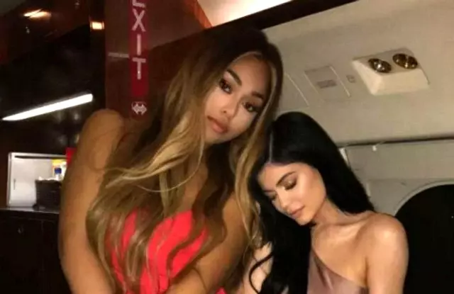 Jordyn Woods'la küsmek Kylie Jenner'a iyi geldi!