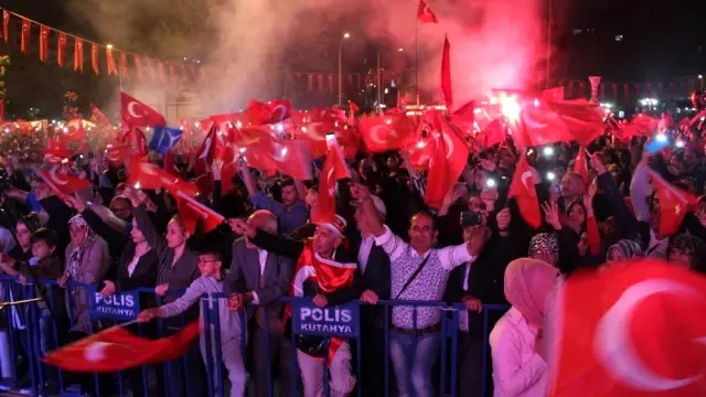 Kütahya'da 15 Temmuz Demokrasi ve Milli Birlik Günü etkinliği Kütahya'da 15 Temmuz Demokrasi ve Milli Birlik Günü etkinliği