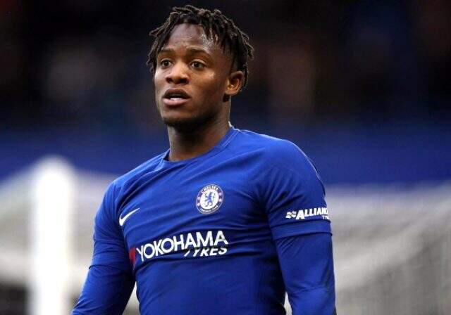 Michy Batshuayi kimdir? Fenerbahçe'de Michy Batshuayi hareketliliği!