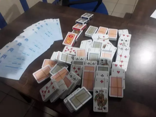 Niğde polisinden bağ evine kumar baskını