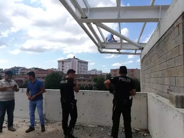 Parasını alamadığı iddiasıyla intihara kalkıştı Parasını alamadığı iddiasıyla intihara kalkıştı