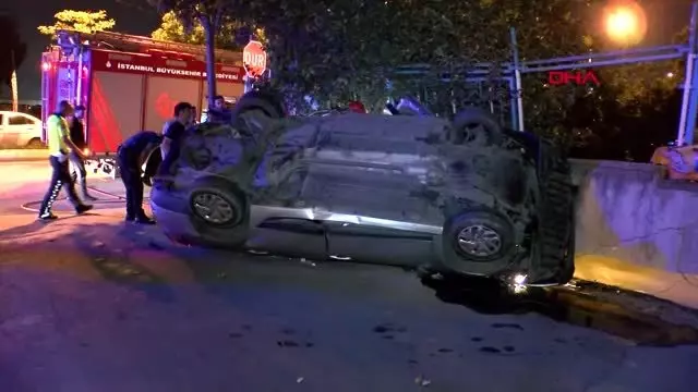 TUZLA'DA OTOMOBİL TAKLA ATIP DUVARA ÇARPTI: 1 ÖLÜ TUZLA'DA OTOMOBİL TAKLA ATIP DUVARA ÇARPTI: 1 ÖLÜ