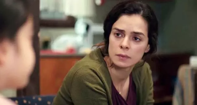 Veda paylaşımı yapan Özge Özpirinççi'yi hayranları yanlış anladı