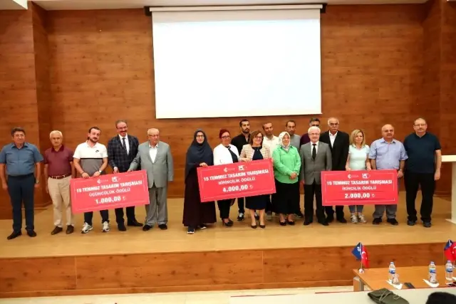 15 Temmuz tasarımlarla anlatıldı