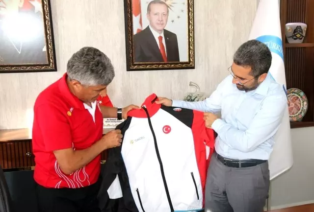 Başkan Say, milli atlet Değer'i tebrik etti