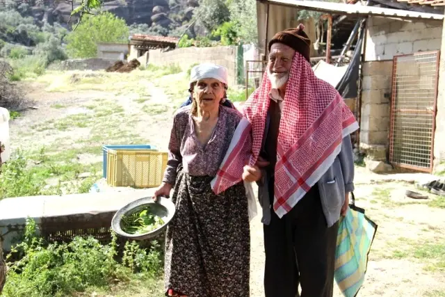 Eski muhtar ile karısı tüm köye ibret oldu! Onların hikayesinden korkan karı-kocalar kavga etmiyor Eski muhtar ile karısı tüm köye ibret oldu! Onların hikayesinden korkan karı-kocalar kavga etmiyor