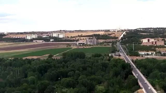 HDP'li belediye caddeye terör suçlusunun adını taşıyan tabelayı astı - DİYARBAKIR