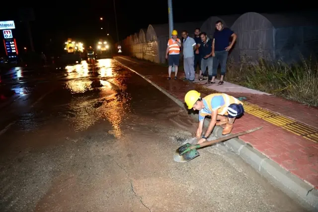 Kumluca'da üç mahalleye içme suyu verilemiyor