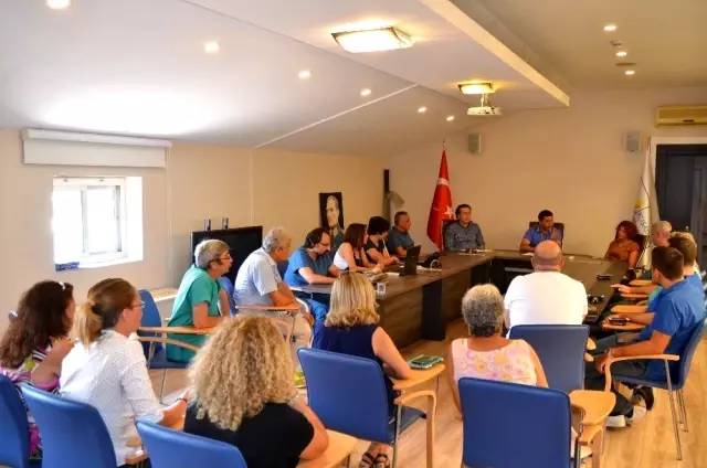 Kuşadası Belediyesinden sokak hayvanları sosyal sorumluluk projesi