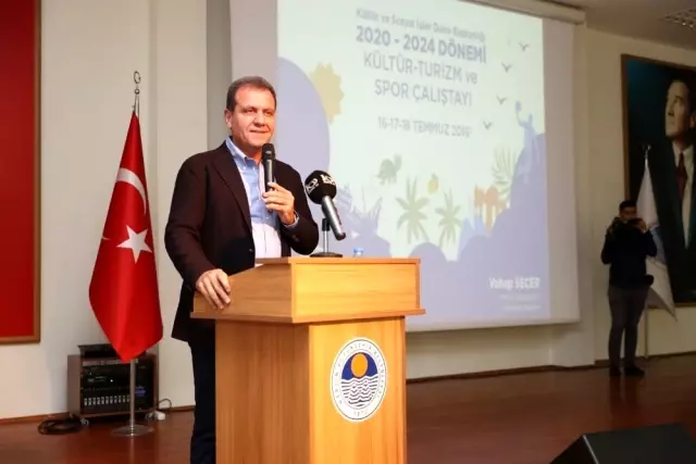Seçer: