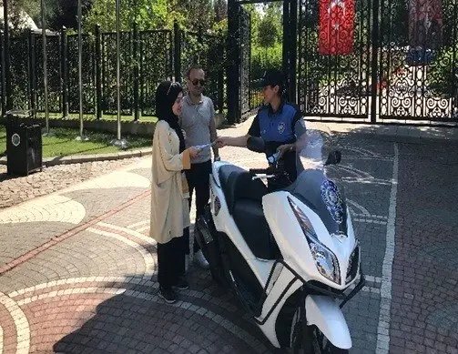 Toplum Destekli polislerden bilgilendirme broşürü Toplum Destekli polislerden bilgilendirme broşürü
