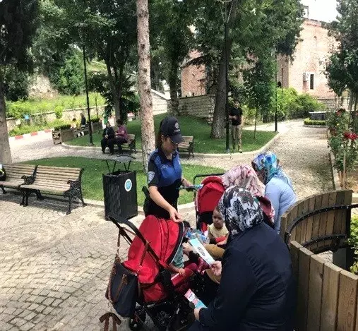 Toplum Destekli polislerden bilgilendirme broşürü Toplum Destekli polislerden bilgilendirme broşürü