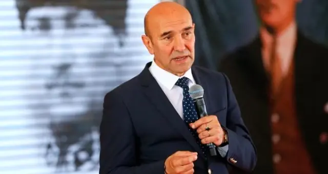 İzmir Büyükşehir Belediye Başkanı Tunç Soyer, Kadifekale'de