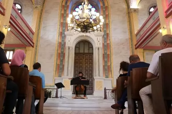 Edirne'de viyolonsel sanatçısı Weinstein'den müzik şöleni Edirne'de viyolonsel sanatçısı Weinstein'den müzik şöleni