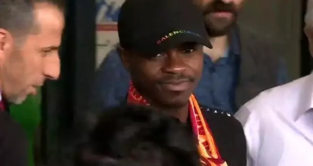 Galatasaray'ın yeni transferi Seri, İstanbul'a geldi