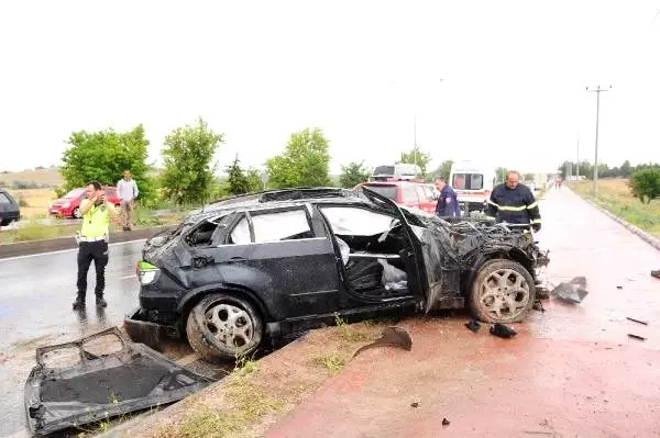 Nevşehir'de otomobil takla attı: 3 yaralı