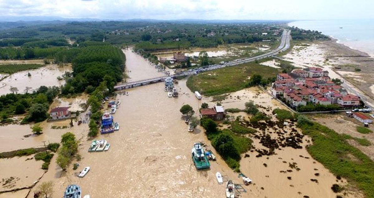 Düzce'de sel felaketi: 4'ü çocuk 7 kişi kayıp